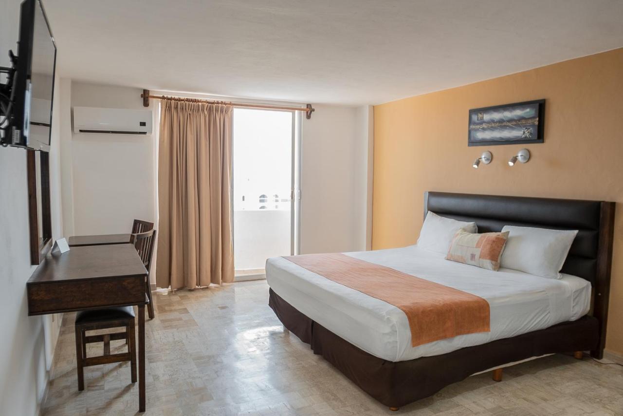 Hotel Calypso Cancun Luaran gambar